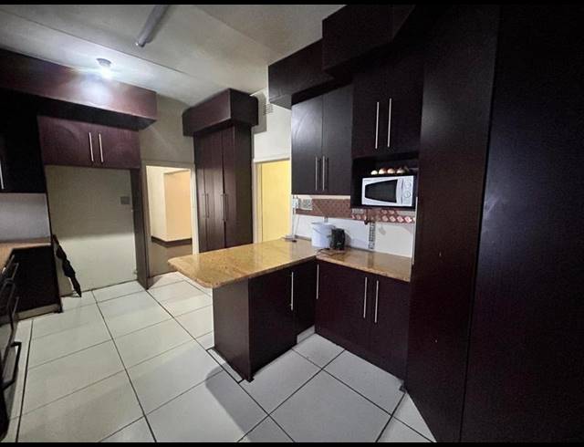 3 BEDROOM HOUSE FOR SALE IN BRENTHURST